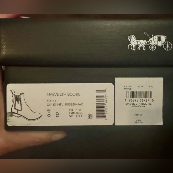 GORGEOUS, Authentic Coach, leather Maeve Booties in Maple! STUNNING 🔥! SZ. 8! - Picture 10 of 10